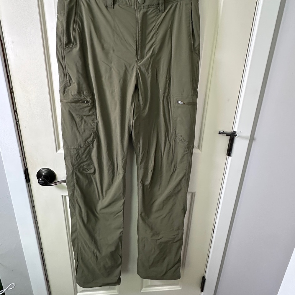 Men's L.L. Bean Olive Green Lined Cargo Pants